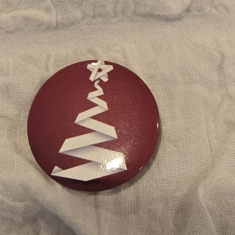 Batch of 6 Christmas Pins – Festive 1